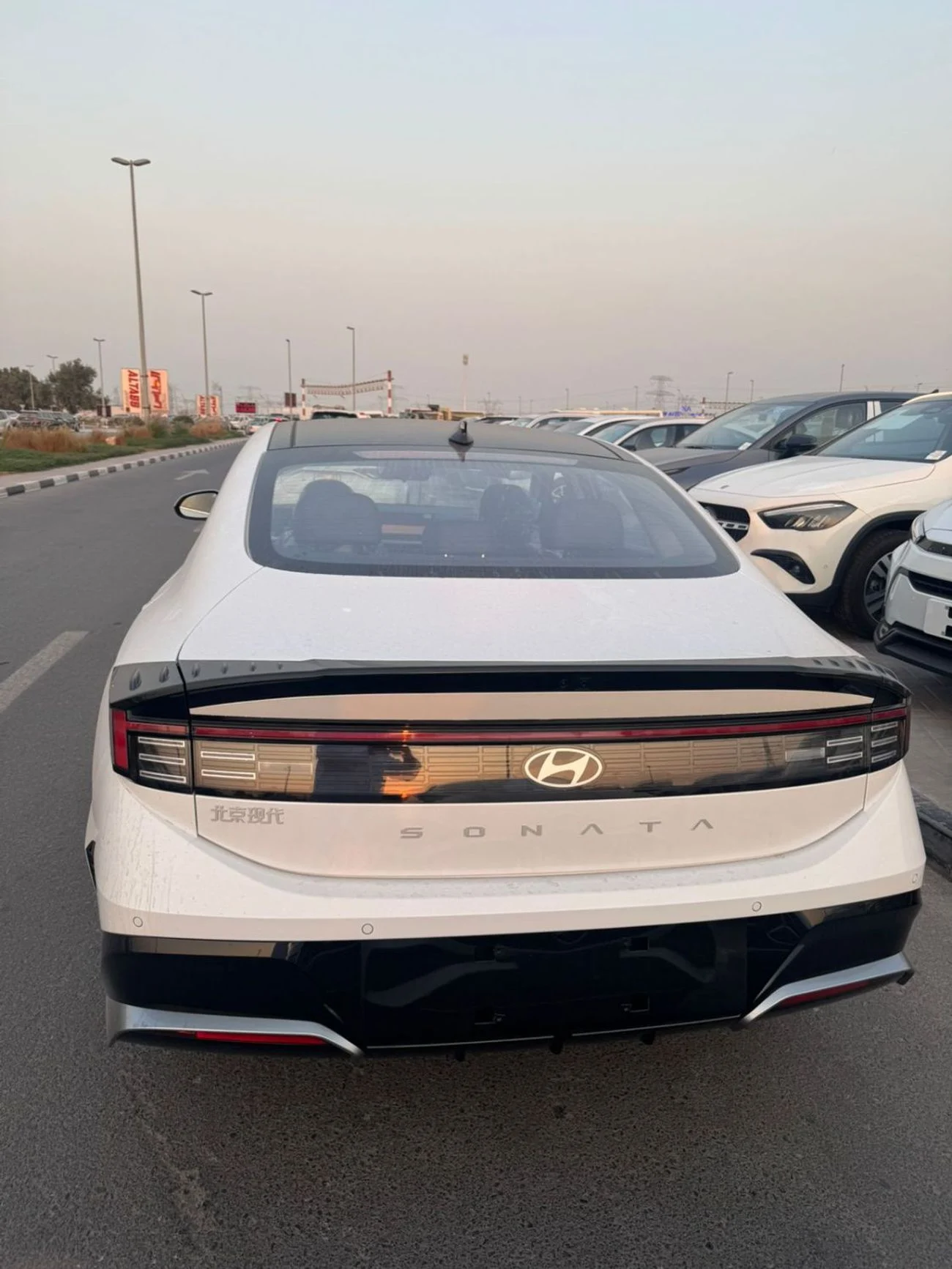 Hyundai  2025
