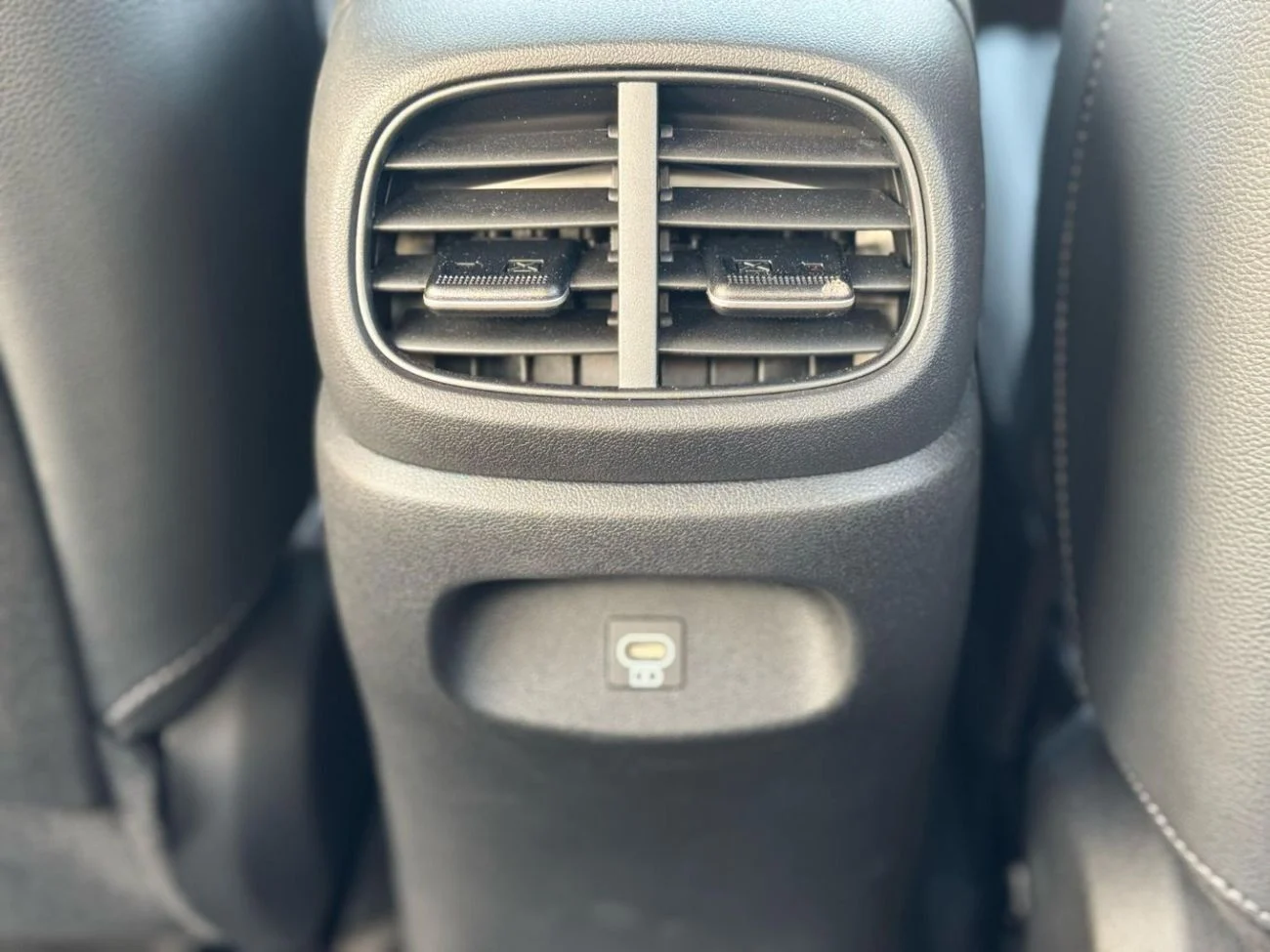 Hyundai  2025